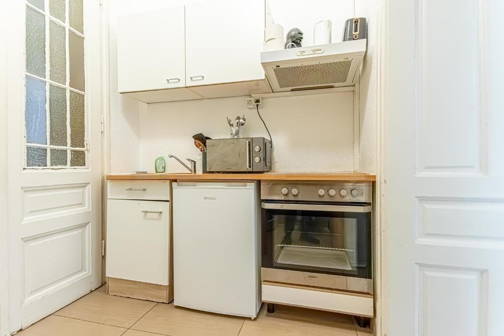 Chic Apartment- Suitable For Longstays Near Matzleinsforferplatz Vienna Exterior photo